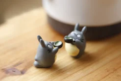 Kawaii Totoro Garden Miniature Decoration Figures 2pcs/set -Ghibli H49e03db0a2214ba7a9749e6472ad3f98w