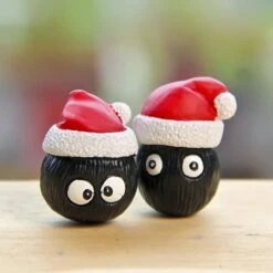 My Neighbor Totoro Briquettes Christmas Miniature Figures 2pcs/lot