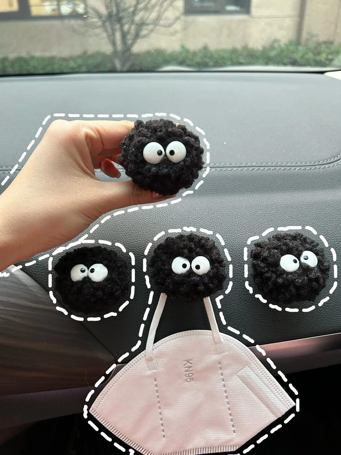 Cute Soot Sprites Car Seat Back Hook Set 2pcs 2 Cute Soot Sprites Car Seat Back Hook Set 2pcs - Image 2